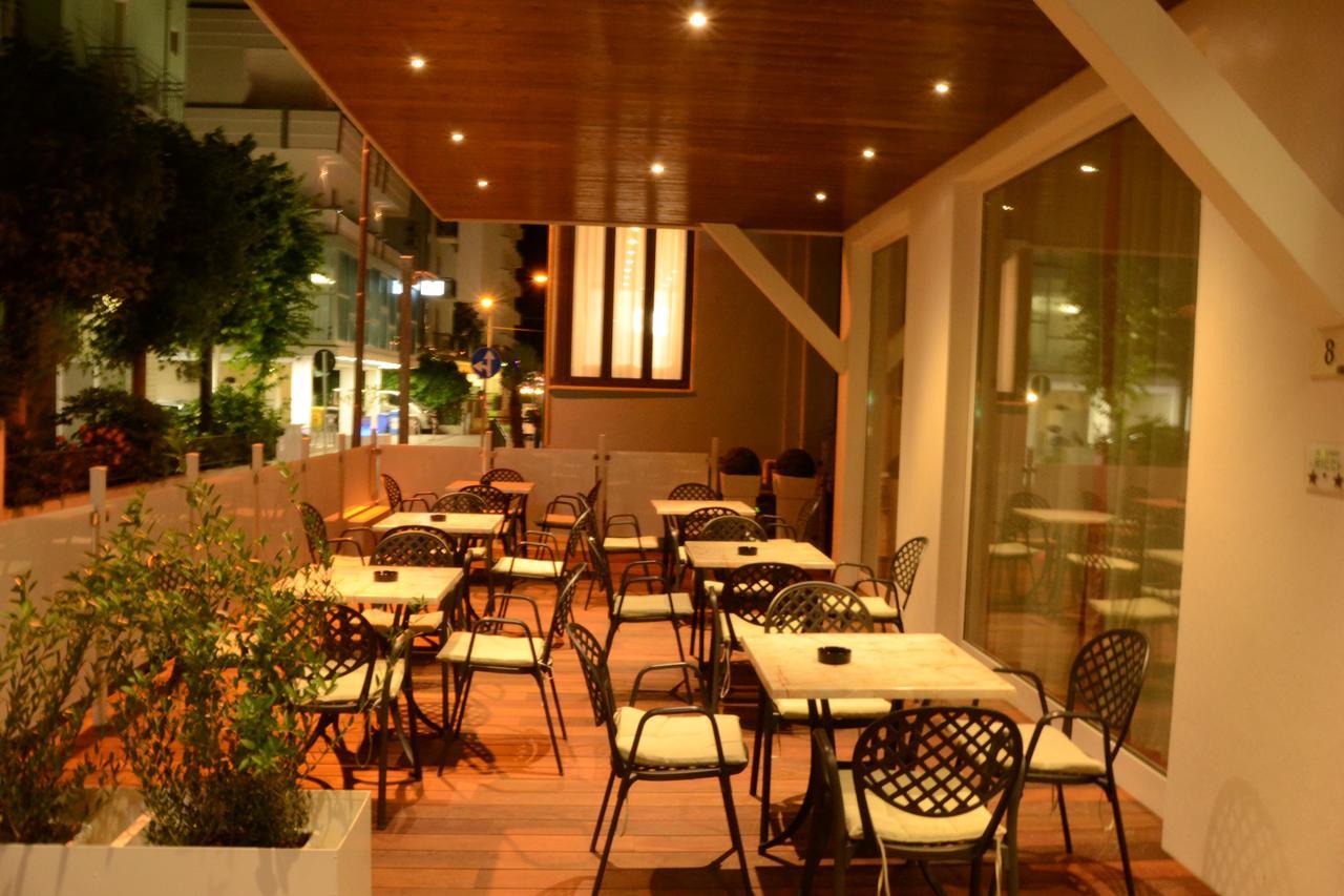 Hotel Ricci リミニ エクステリア 写真