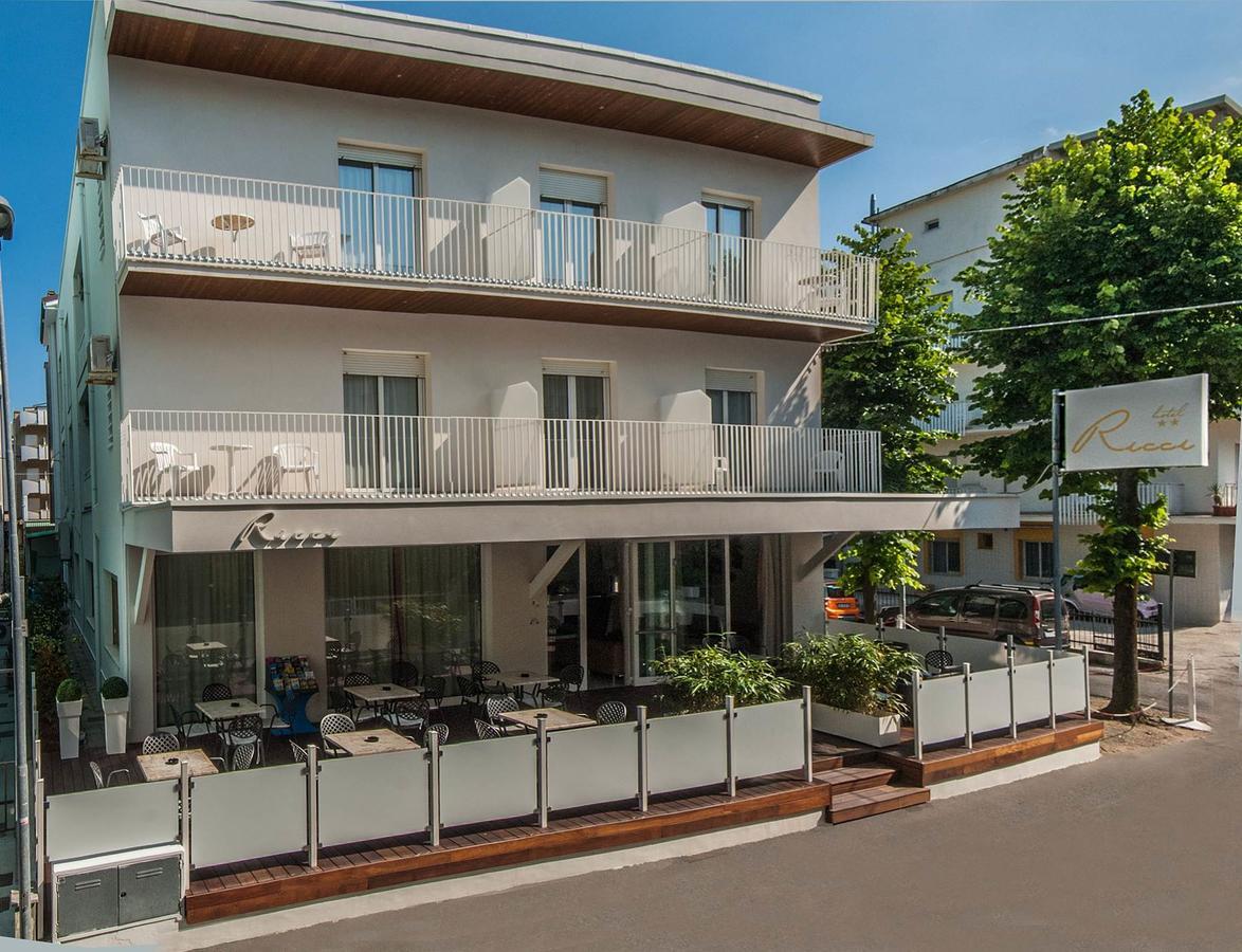 Hotel Ricci リミニ エクステリア 写真